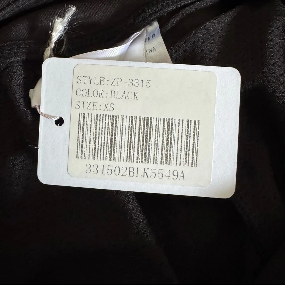 Zealotpower Black Skirt with built in Shorts, XS - Picture 9 of 10